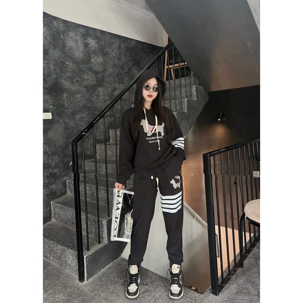 Set Bộ Mũ Len TB Viền Sọc, Chất Len Tăm Dày Dặn, Hình Thêu Nét Căng