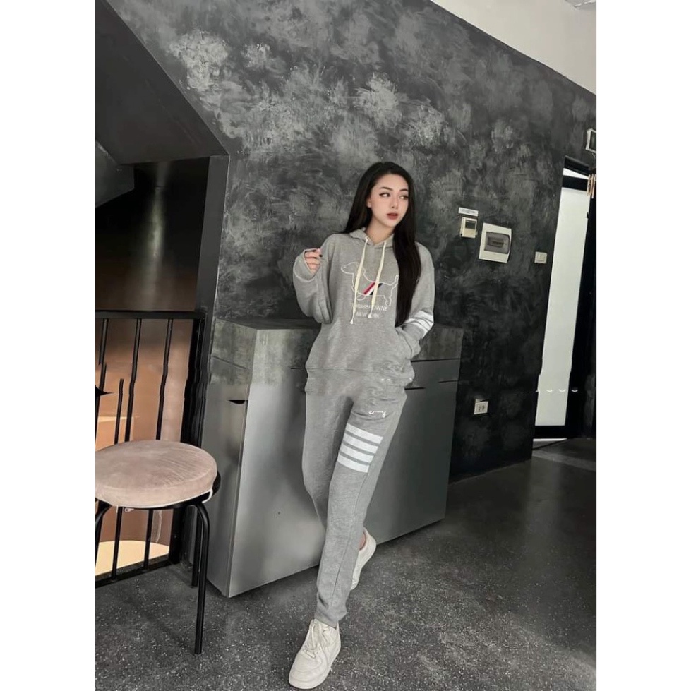 Set Bộ Mũ Len TB Viền Sọc, Chất Len Tăm Dày Dặn, Hình Thêu Nét Căng