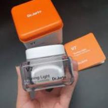 Kem Dưỡng Da V7 Toning Light 50ml Thu Nhỏ Và Se Khít Lỗ Chân Lông – Làm Sáng Tone Da