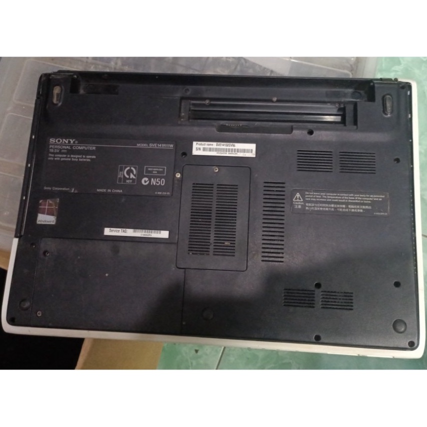 "SH-TODAY"  Bộ vỏ laptop Sony Vaio SVE141P13W , vỏ laptop Sony Vaio MBX-268, HK6 .