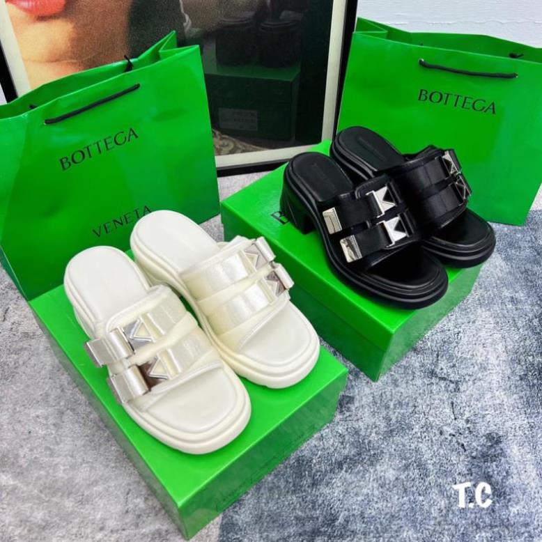 Lê Đế Cao Bottega Trắng Đen Full Size 35-39  -  By Anh Dinh Phuong