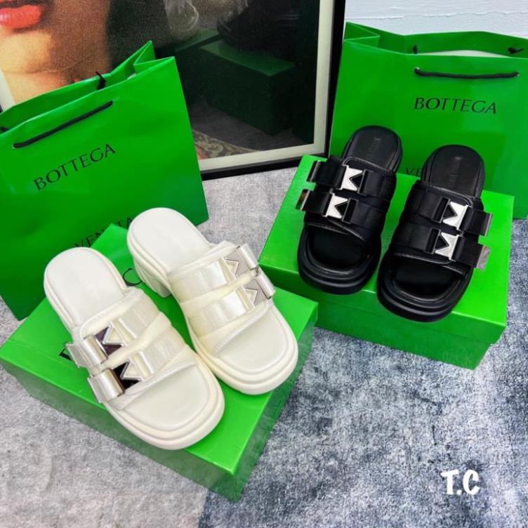 Lê Đế Cao Bottega Trắng Đen Full Size 35-39  -  By Anh Dinh Phuong