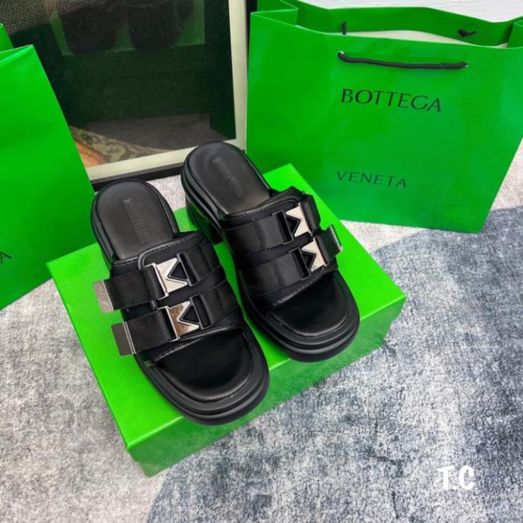 Lê Đế Cao Bottega Trắng Đen Full Size 35-39  -  By Anh Dinh Phuong