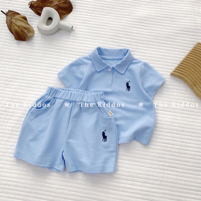 Bộ cộc tay polo bé trai từ 9-20kg Kidddos thêu nổi - Bộ bé trai bé gái mùa hè đi chơi đi học - 0823B005