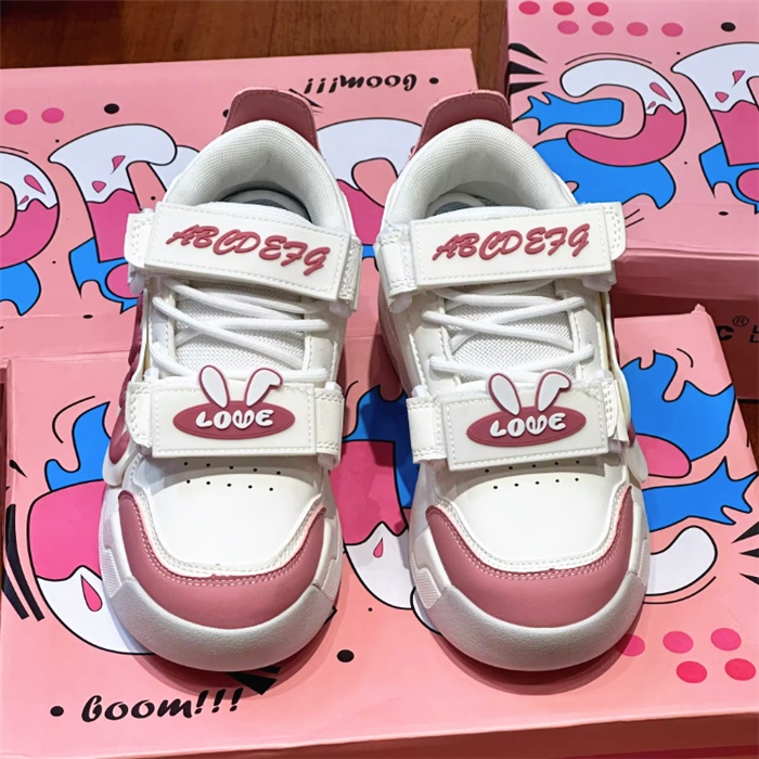 Giày Bánh Mì Đế Dày In Chữ Giản Dị Dành Cho Nữ Sinh