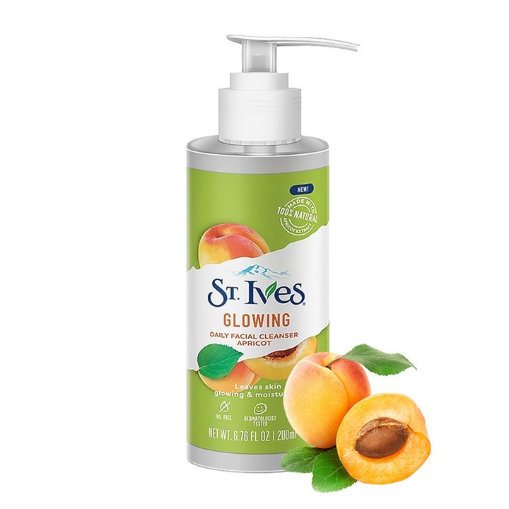 Gel rửa mặt dưỡng da căng sáng chiết xuất Trái Mơ St.Ives 200ml