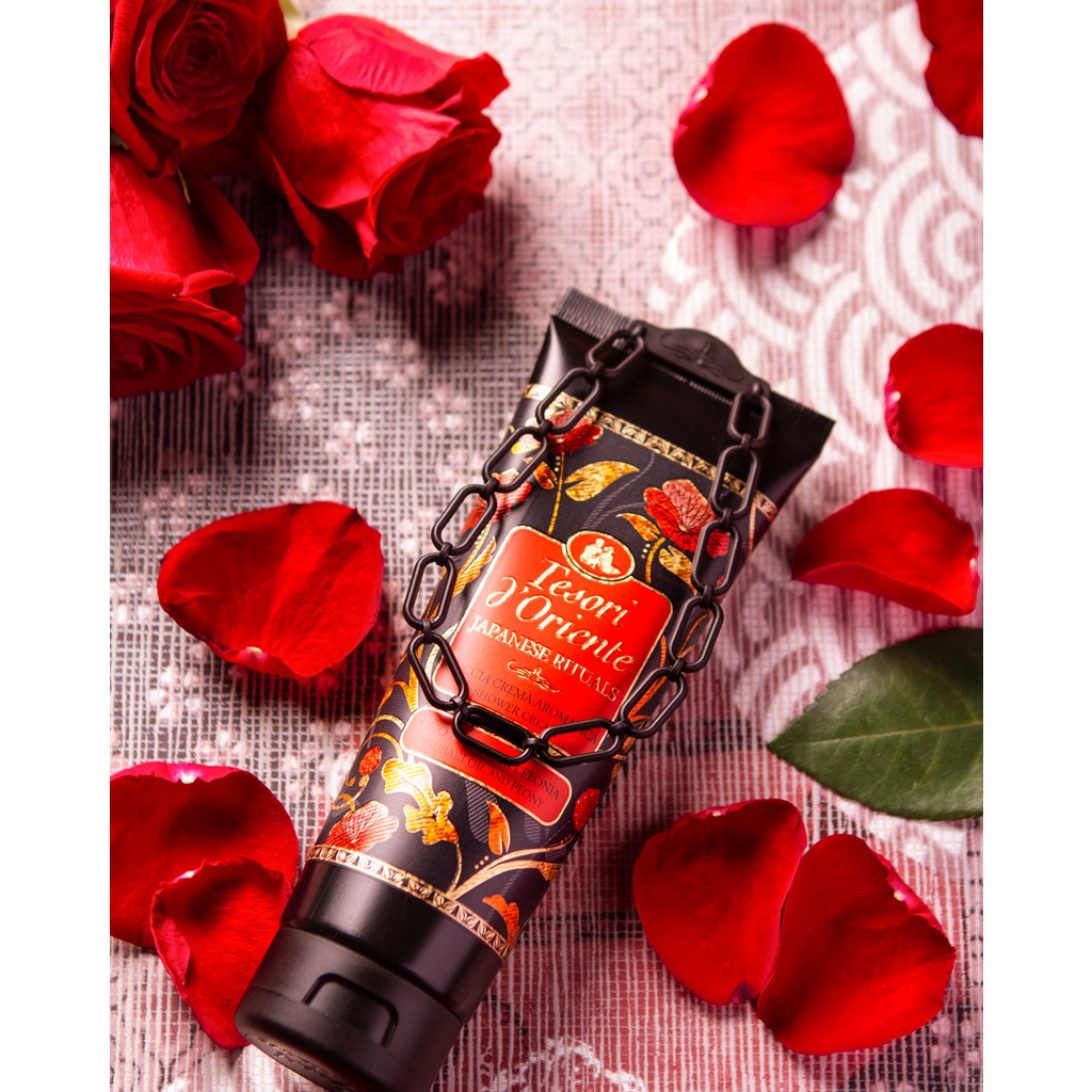 Sữa Tắm Tesori D'Oriente Nước Hoa Hoa Trà Nhật Bản 250ml