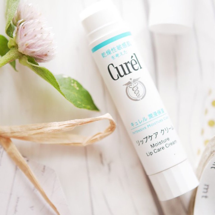 Son Dưỡng Môi Curél Cấp Ẩm Chuyên Sâu Không Màu 4.2g