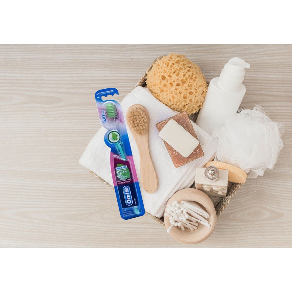 Bàn Chải Đánh Răng ORAL-B Trà Xanh Vỉ 1
