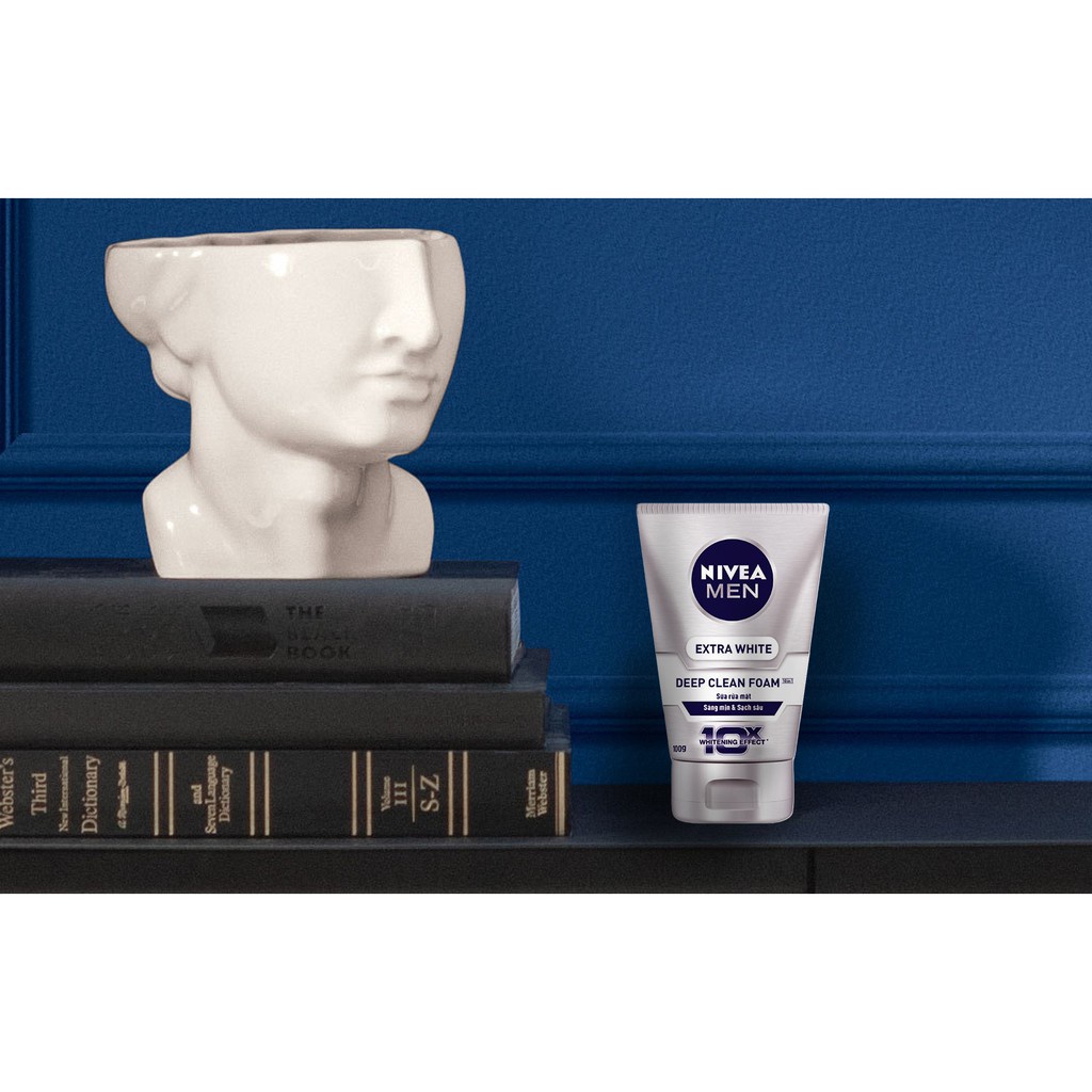 Sữa Rửa Mặt Sáng Mịn Sạch Sâu NIVEA MEN Extra White 100g/chai
