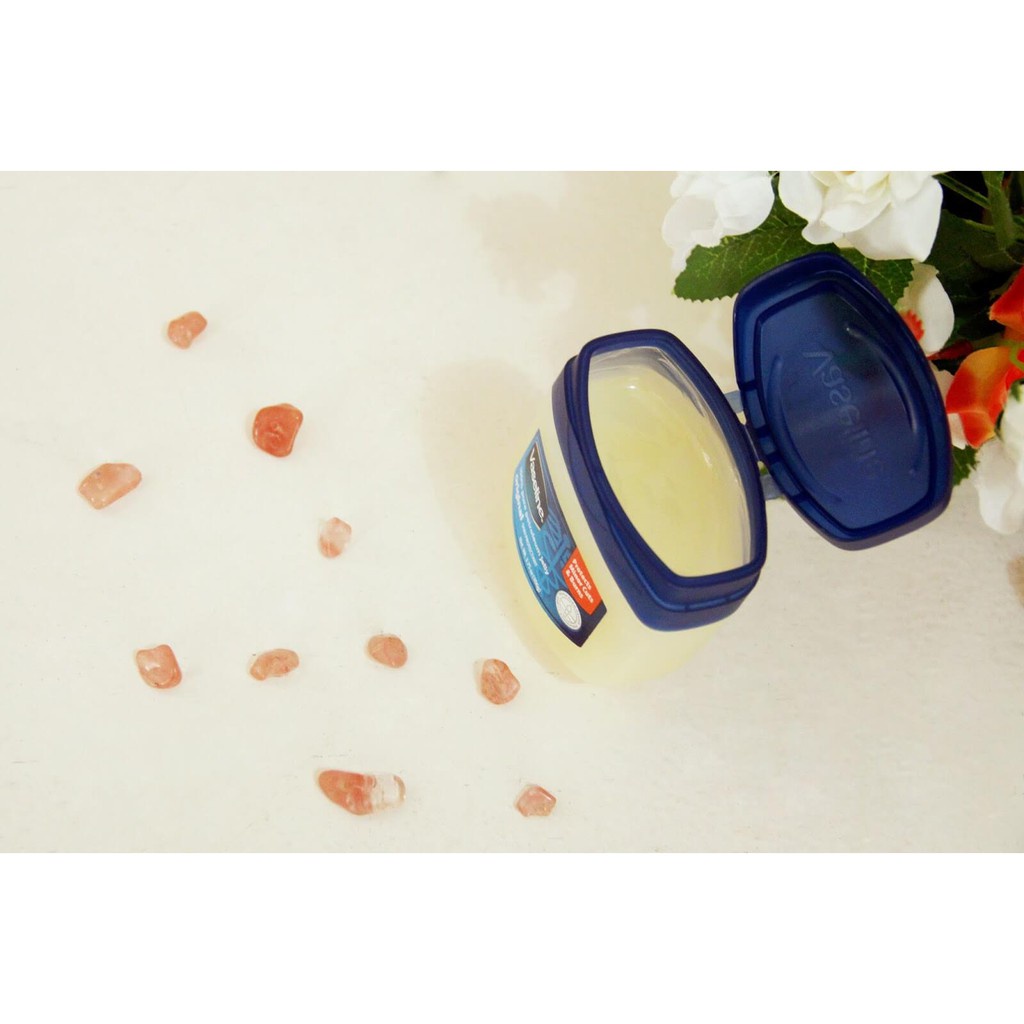 Sáp Dưỡng Môi Vaseline Mềm Mịn 7g
