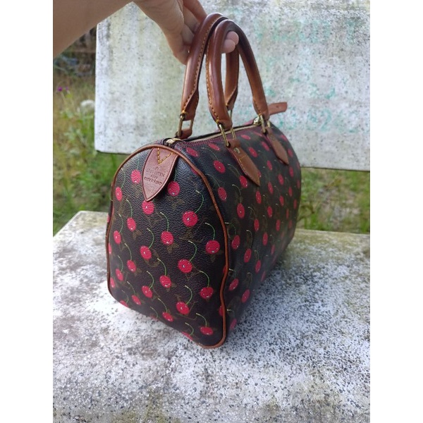 Túi xách si hiệu eo vì