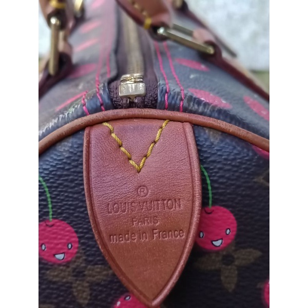 Túi xách si hiệu eo vì