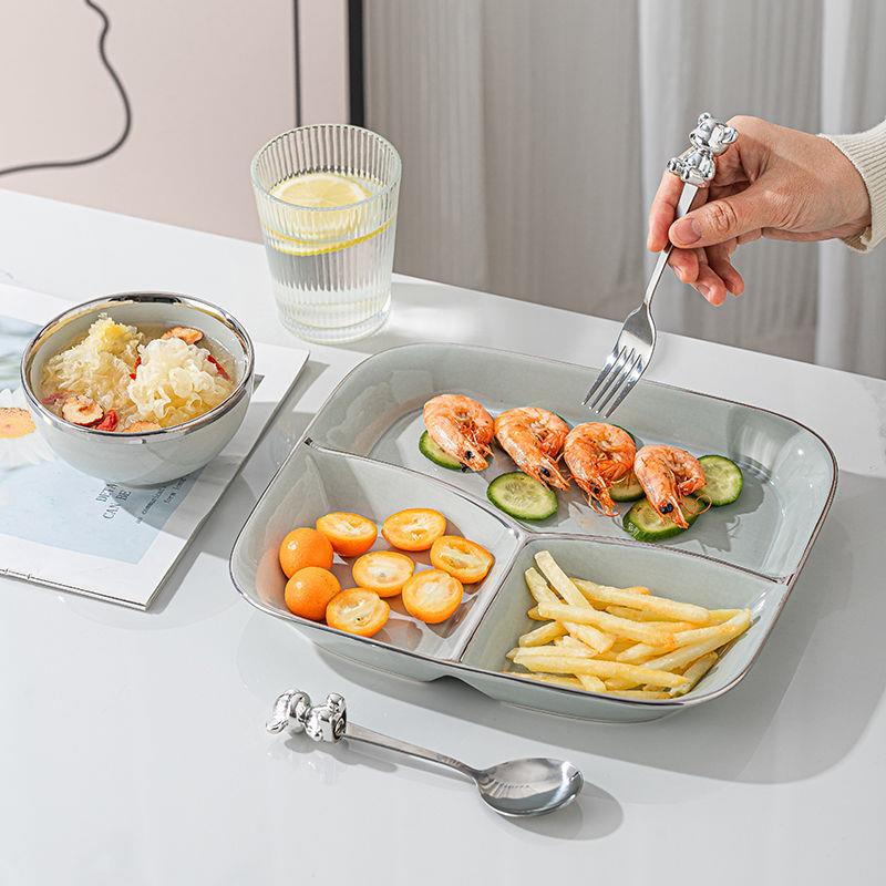 Đĩa Ăn Nhiều Ngăn Nhẹ Sang Trọng Dành Cho Người Lớn