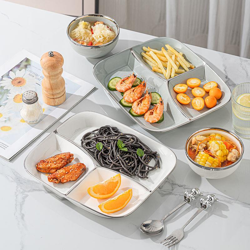 Đĩa Ăn Nhiều Ngăn Nhẹ Sang Trọng Dành Cho Người Lớn