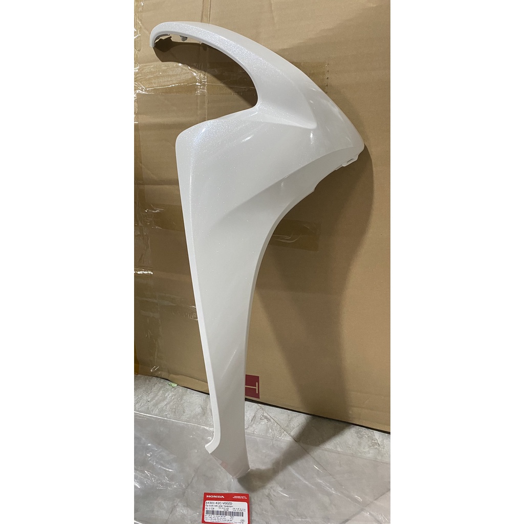 Cánh yếm bên phải | bửng yếm Vision  màu Trắng chính hãng Honda