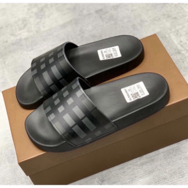 Dép quai ngang nam nữ, dép bbr màu đen thời trang tại shop pt.storee