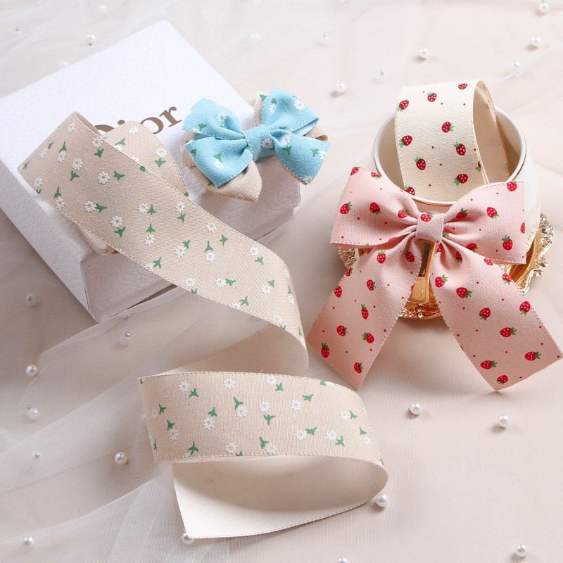 Ruy băng in hình dâu tây một mặt 4.0cm vải lanh Hàn Quốc