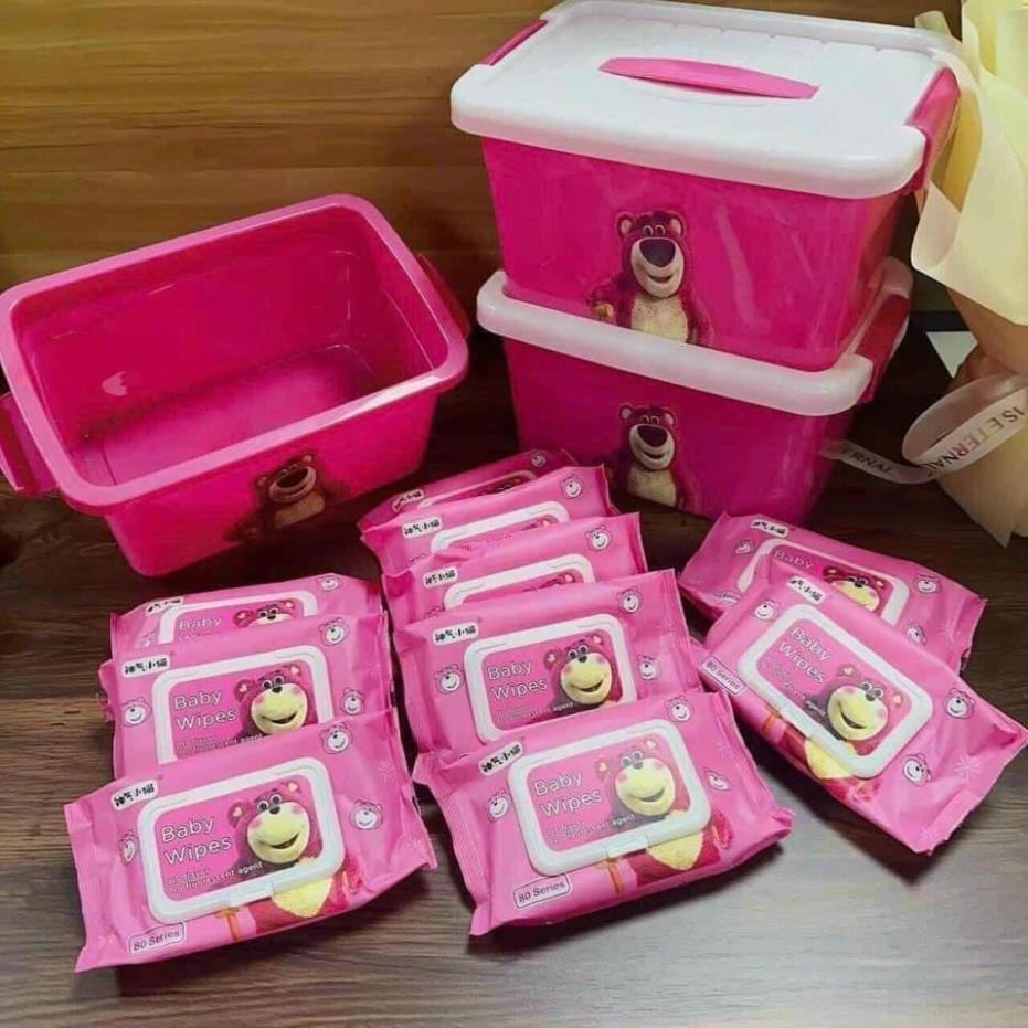Combo 10 Gói Khăn Giấy Ướt Gấu Dâu Tặng Kèm Thùng Đựng Có Nắp Và Quai Xách - Tongkhogiadung.vn