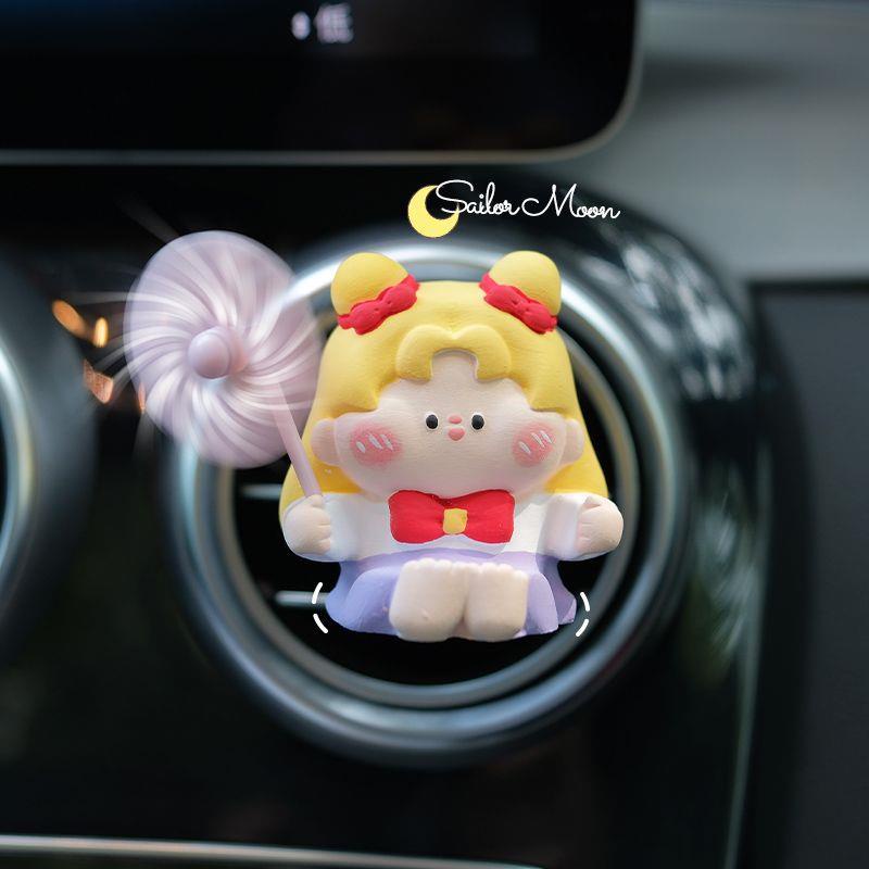 Phụ Kiện Khuếch Tán Nước Hoa Gắn Điều Hòa Xe Hơi Hình Thủy Thủ Mặt Trăng