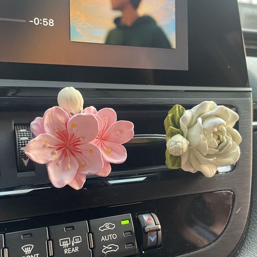 Phụ Kiện Khuếch Tán Hương Thơm Gắn Điều Hòa Xe Hơi Hình Hoa Nhài