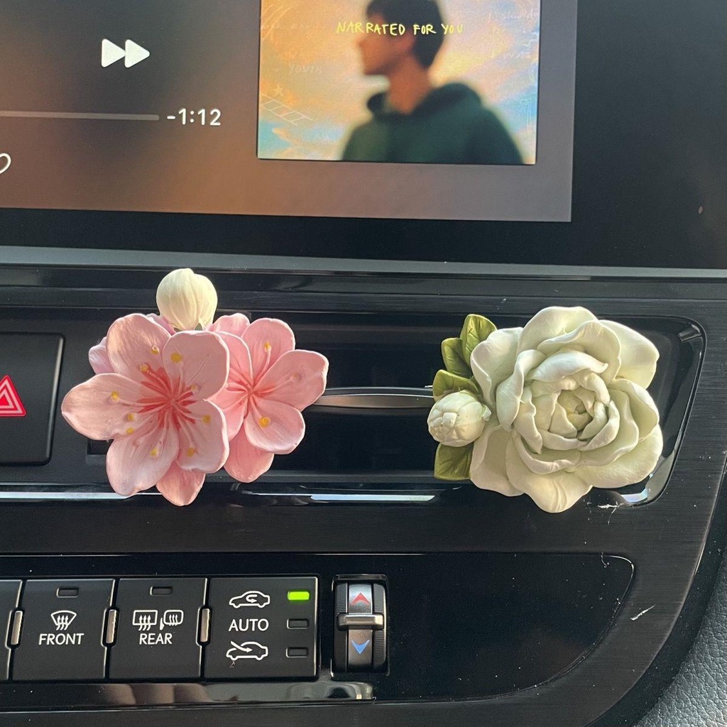 Phụ Kiện Khuếch Tán Hương Thơm Gắn Điều Hòa Xe Hơi Hình Hoa Nhài