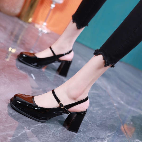 Giày Xăng Đan Cao Gót Thời Trang Cho Nữ