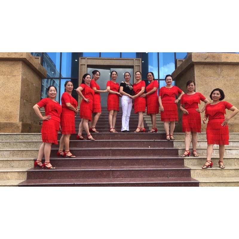 Xăng đan khiêu vũ đỏ đen, hàng Quảng Châu loại 1