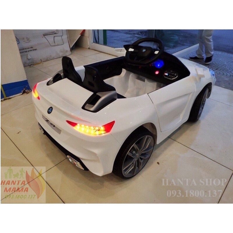 Xe ô tô điện BMV z4