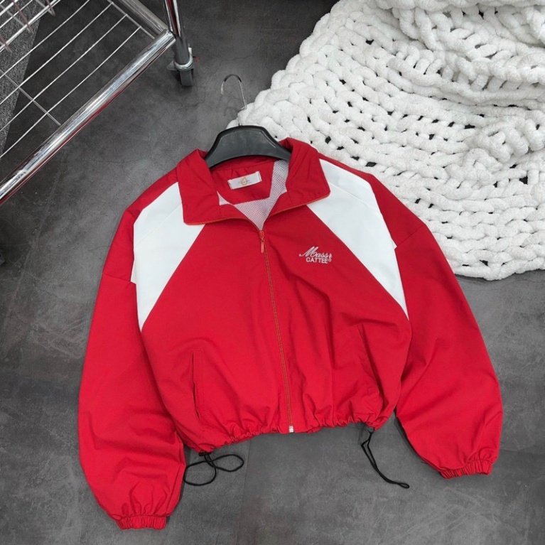 Hàng Mới HOT TREND 2023 Áo Khoác Gió Nữ Dáng Croptop Chất Vải Gió Quảng Châu Cao Cấp - Tôn Dáng, Dễ Phối Đồ