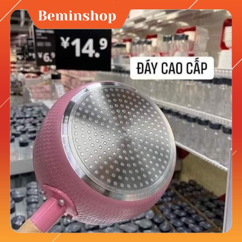 Chảo chống dính đáy sâu lòng cán gỗ 18cm