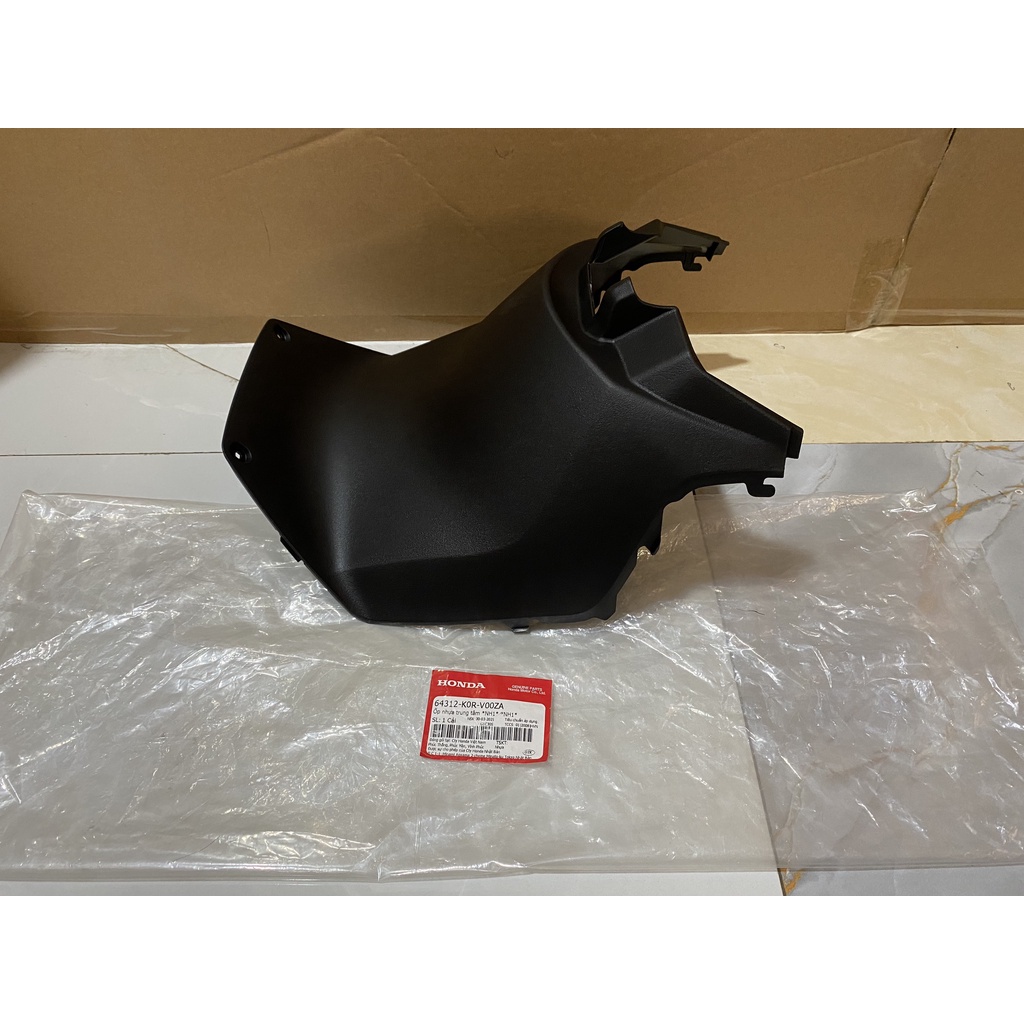 Ốp nhựa trung tâm | ốp dưới yên xe SH 125/150  màu Đen chính hãng Honda