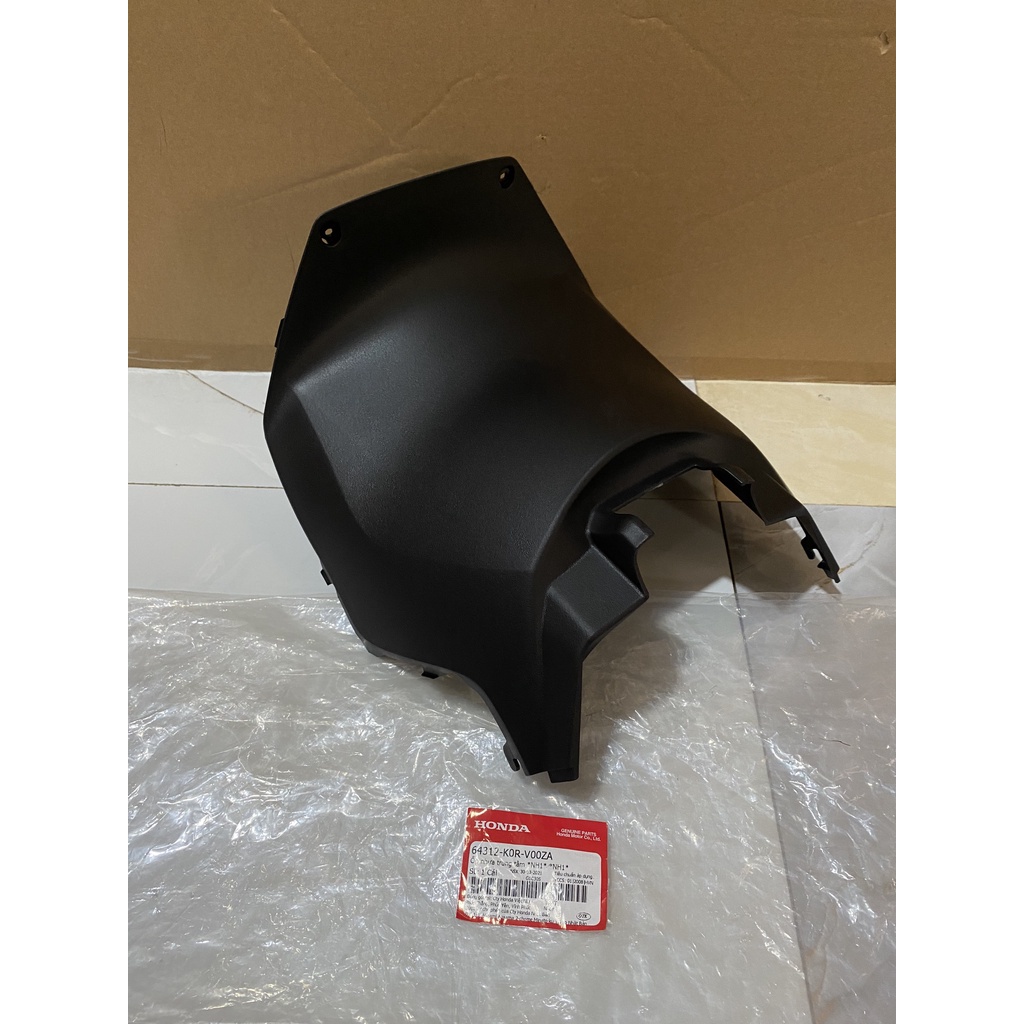 Ốp nhựa trung tâm | ốp dưới yên xe SH 125/150  màu Đen chính hãng Honda