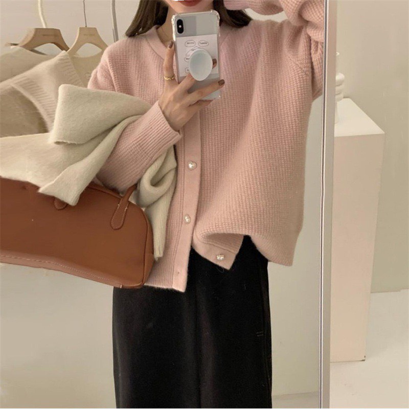 Áo khoác cardigan len cổ tròn dáng ngắn croptop khuy ngọc sang chảnh DELIZ nhiều màu trơn kiểu basic hàn quốc