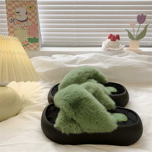 Dép Nữ Lông Xù Thời Trang Mới