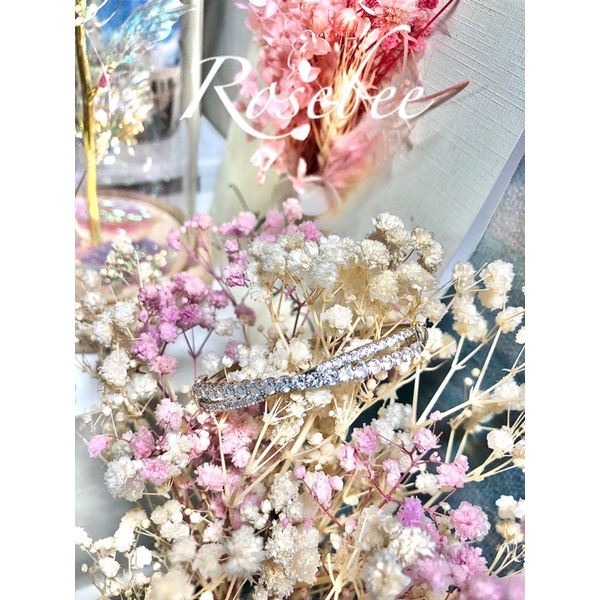 Vòng tay xoắn nơ đính đá thời trang thanh lịch, sang trọng