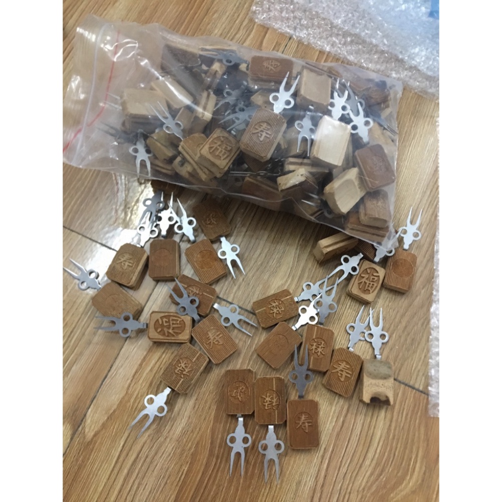 Xiên trái cây đục laze dành cho chim chào mào, vành khuyên giá rẻ