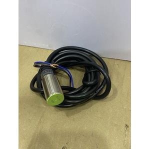 Cảm Biến Autonics PR18-5AO