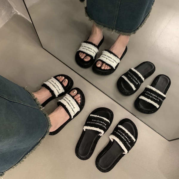 Dép Sandal Đế Bằng Thời Trang Mùa Hè Cho Nữ