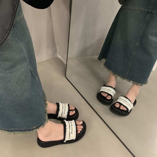 Dép Sandal Đế Bằng Thời Trang Mùa Hè Cho Nữ
