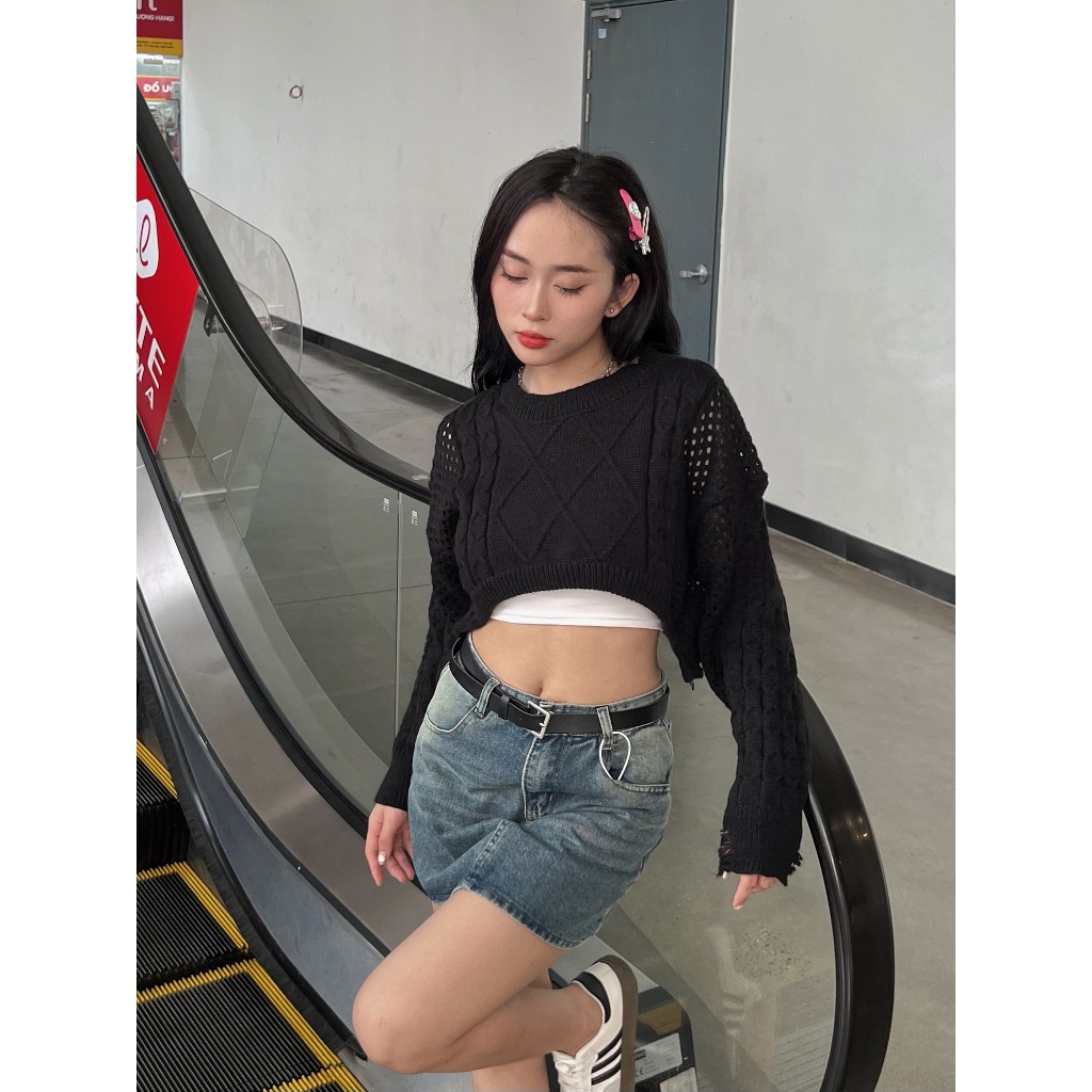 Áo len crotop cổ tròn tay rách - Laddy Store - AolenCrt3667_P0K9