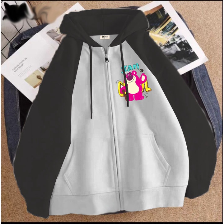 Áo khoác gấu dâu 394 cho bé gái chất nỉ phom rộng size từ 9 đến 65kg