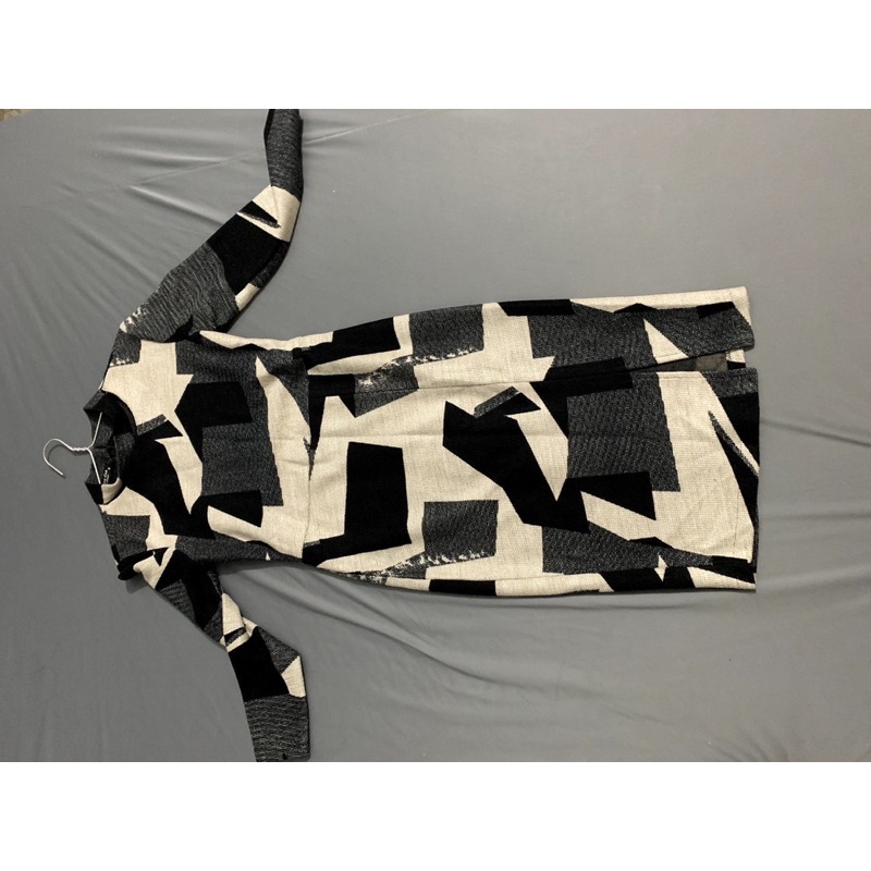 Thanh lý đầm như hình  sz m 52kg đổ lạj vừa tùy chiều  cao