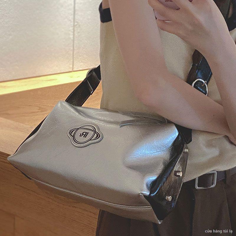 Túi đeo chéo thiết kế thích hợp thời trang mới màu sắc tương phản túi vuông nhỏ cao cấp phù hợp với túi đeo vai đơn