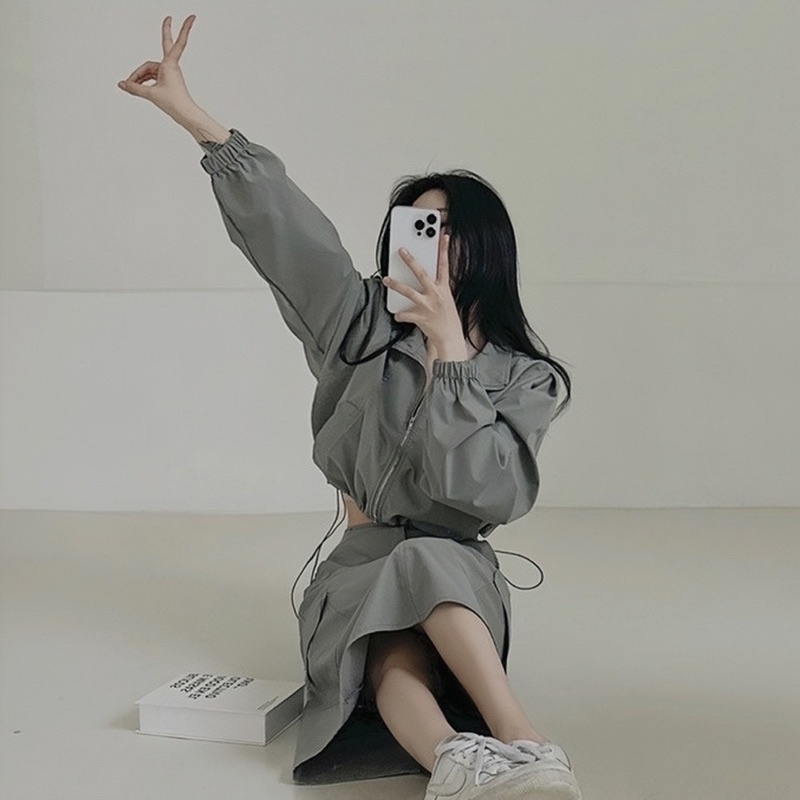 Bộ Gió Thể Thao Nữ Phong Cách Y2k