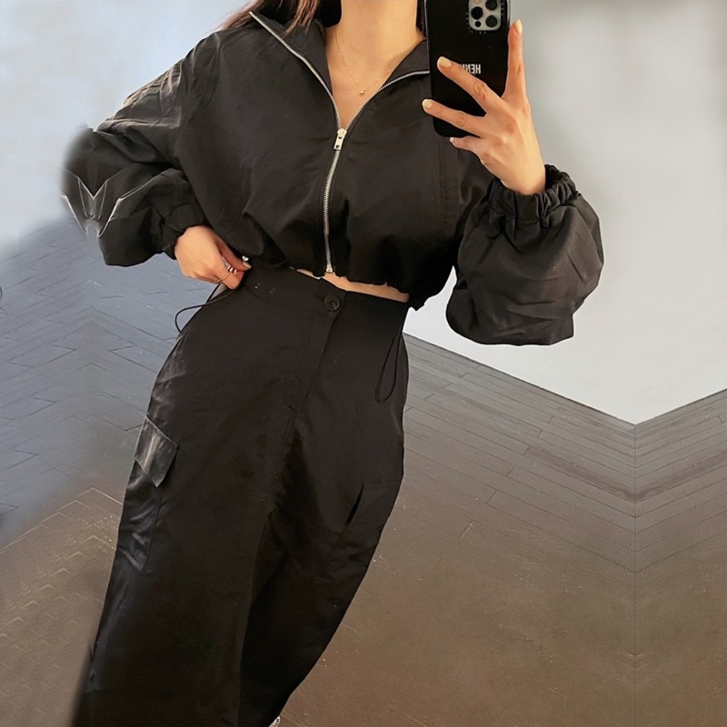 Bộ Gió Thể Thao Nữ Phong Cách Y2k