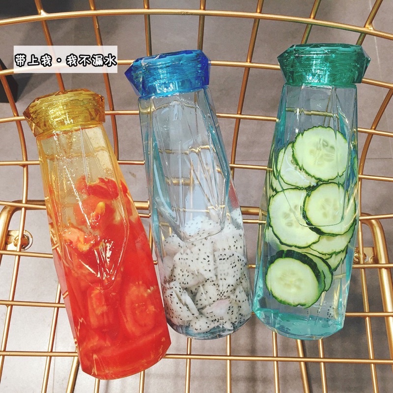 Bình nước 450ml thủy tinh mô phỏng Kim cương, dung tích 450ml, Bình Đựng Nước Thủy Tinh Kim Cương