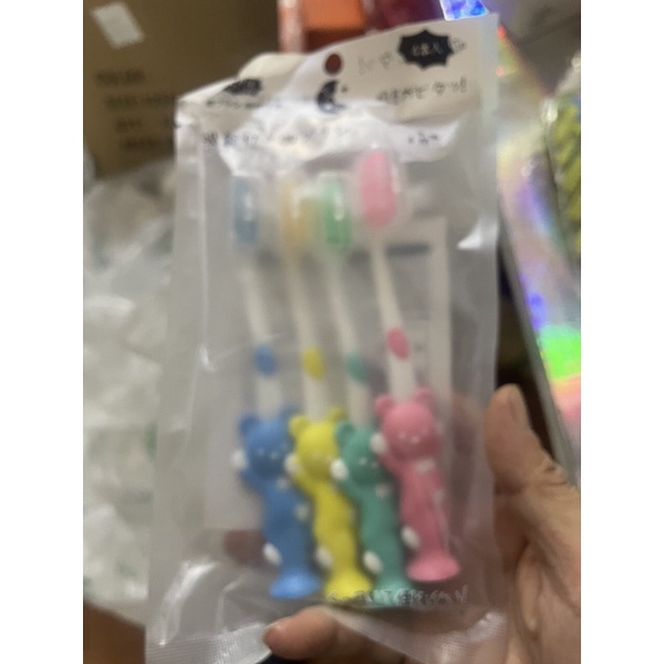 Set 4 Bàn Chải Đánh Răng hình gấu Xuất Nhật Siêu Mềm Cho Bé