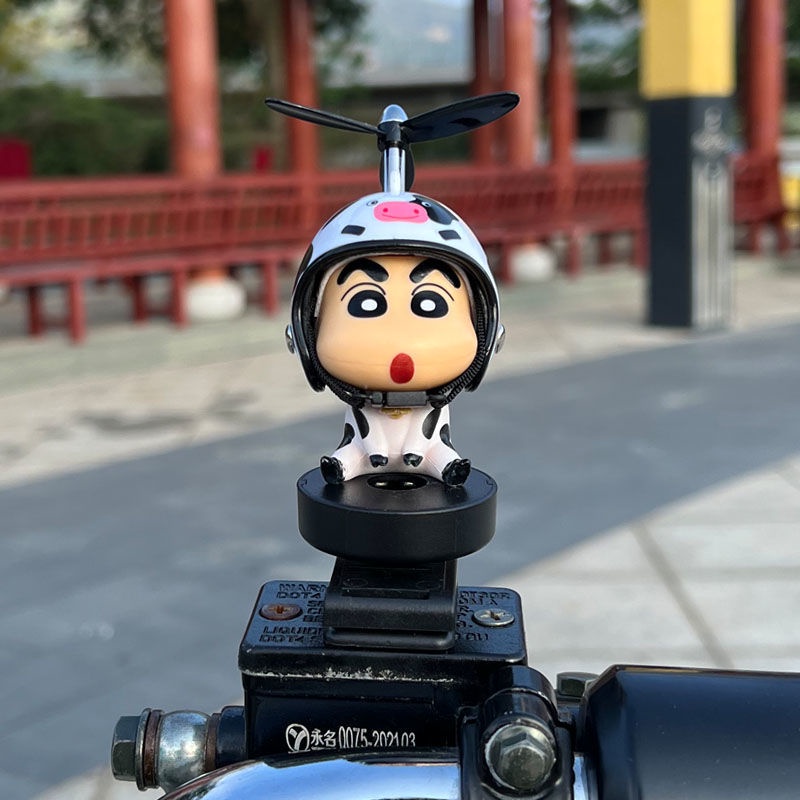 Chú Vịt Vàng Đội Mũ Bảo Hiểm Dễ Thương Cho Bé