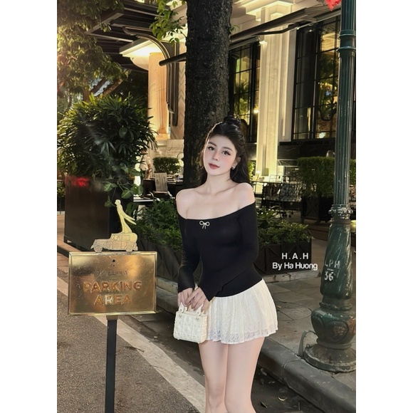 Sét áo trễ vai mix chân váy ren